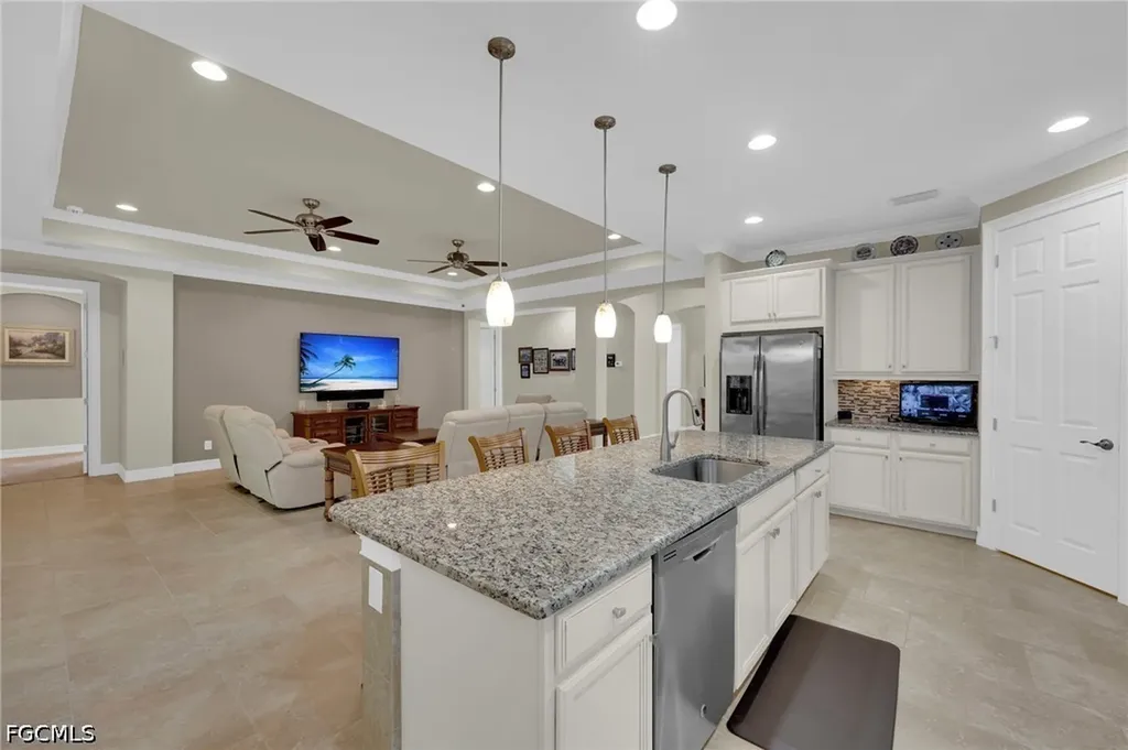 8720 Westwood Oaks Place Fort Myers FL 33908