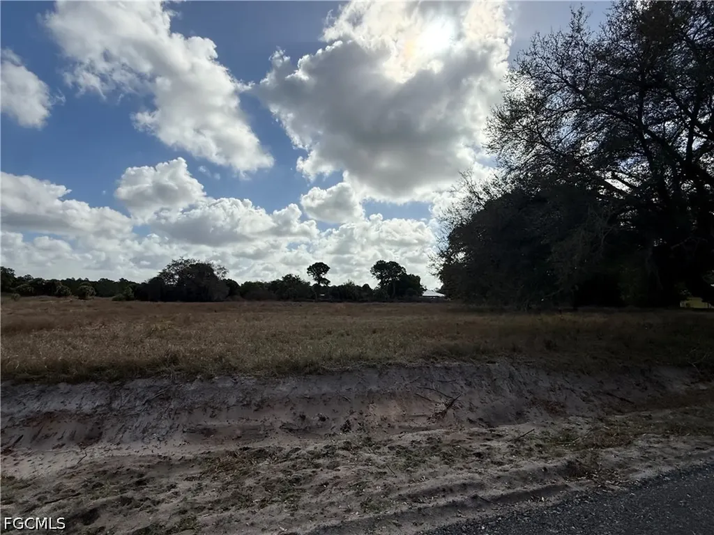 235 & 225 S Arboleda Street Clewiston FL 33440