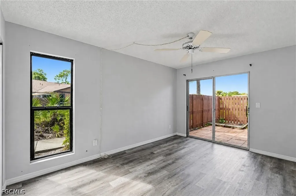 5563 Foxlake Drive North Fort Myers FL 33917