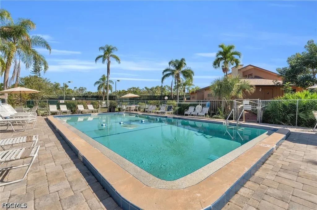 5563 Foxlake Drive North Fort Myers FL 33917