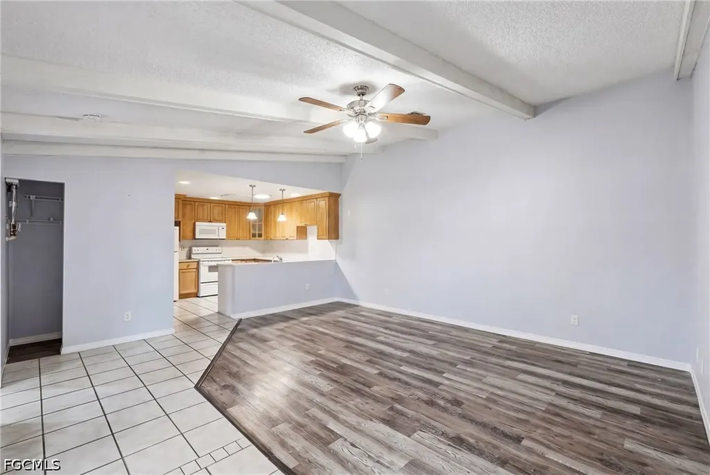 5563 Foxlake Drive North Fort Myers FL 33917