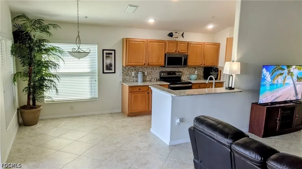 2616 Somerville Loop Cape Coral FL 33991