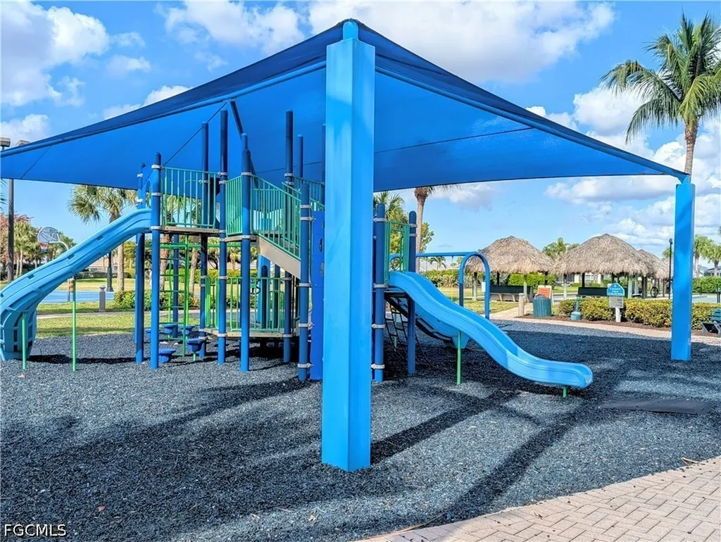2616 Somerville Loop Cape Coral FL 33991