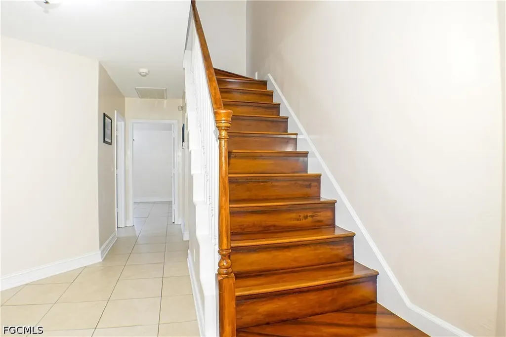160 Lady Palm Drive Naples FL 34104
