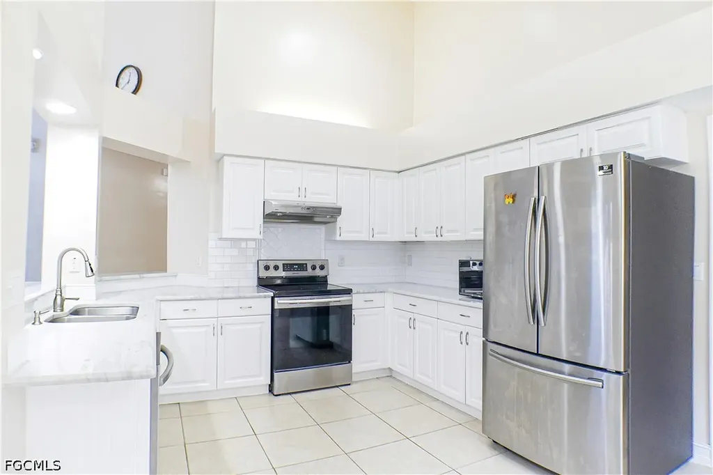160 Lady Palm Drive Naples FL 34104
