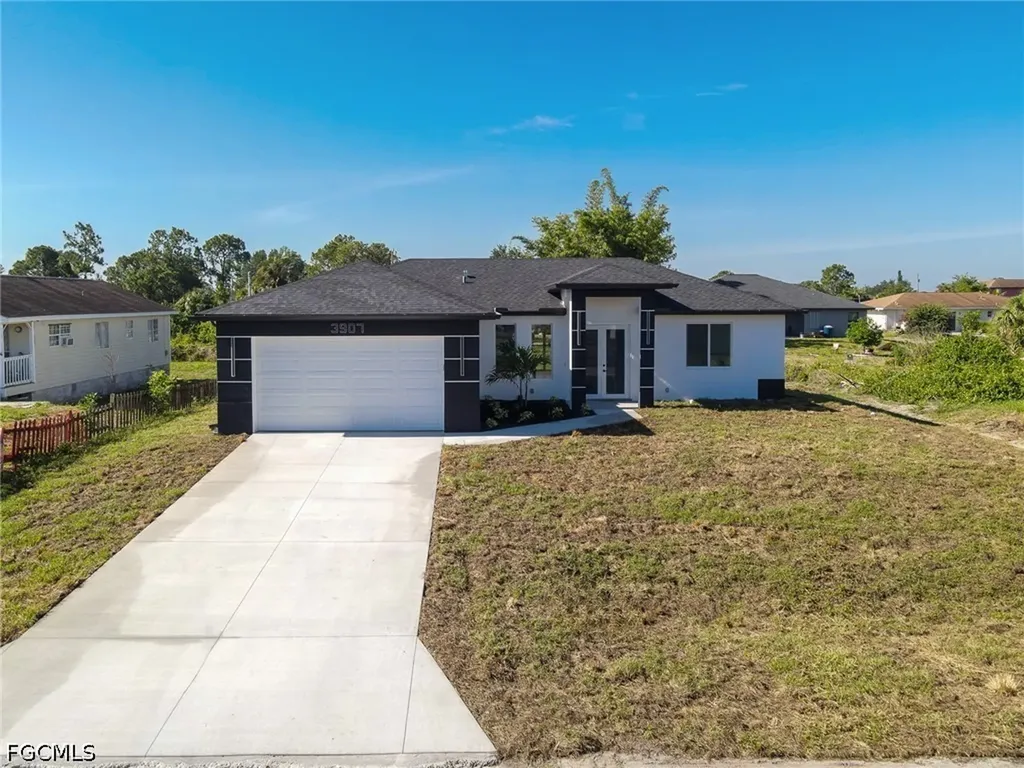 3907 21st Street SW Lehigh Acres FL 33976