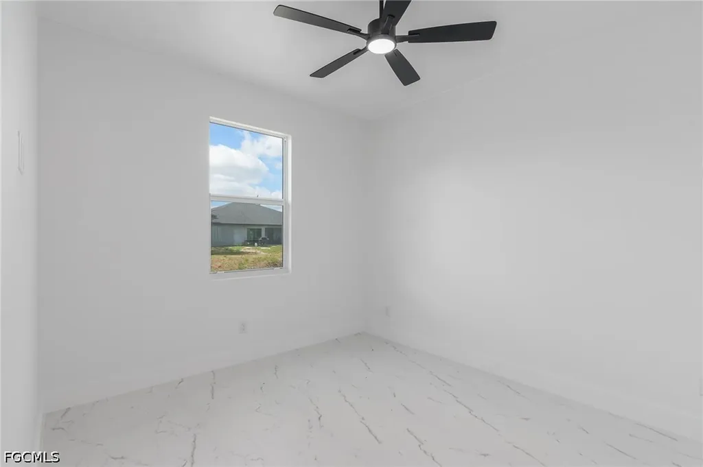 3907 21st Street SW Lehigh Acres FL 33976