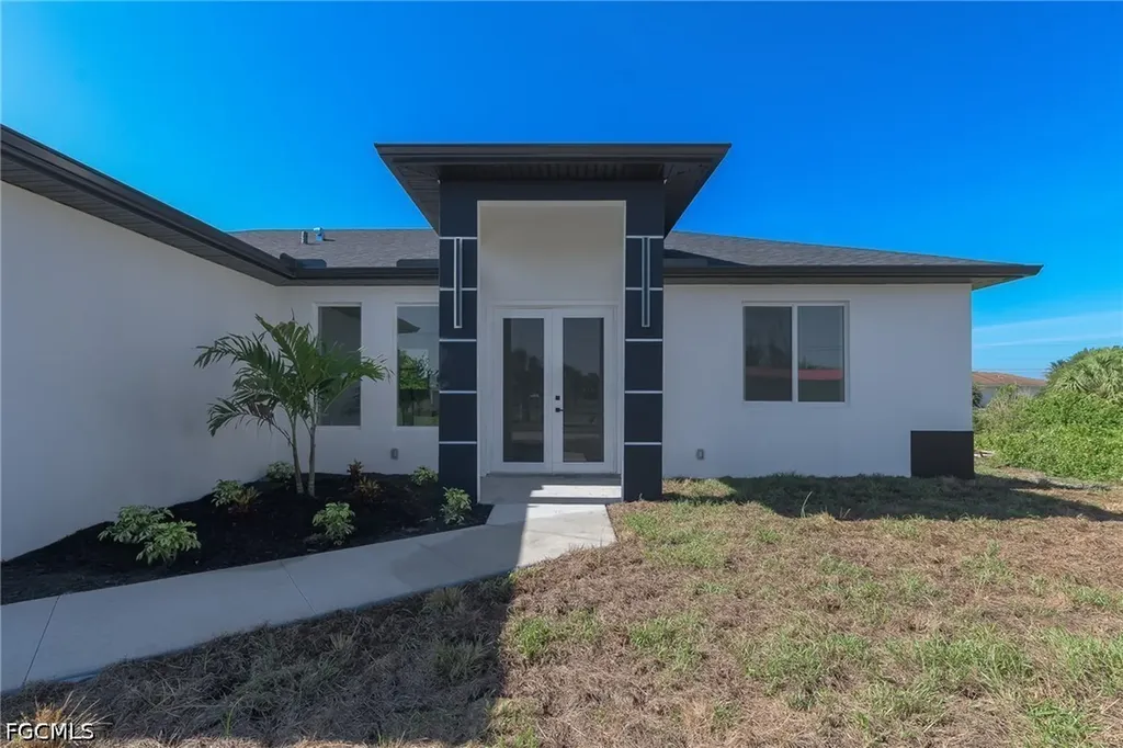 3907 21st Street SW Lehigh Acres FL 33976