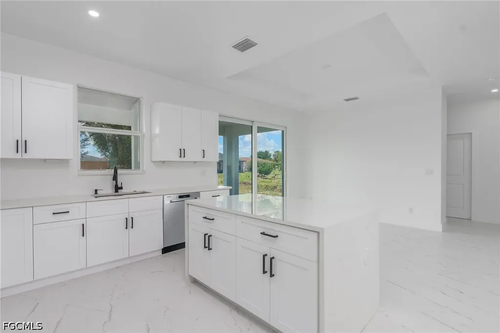 3907 21st Street SW Lehigh Acres FL 33976
