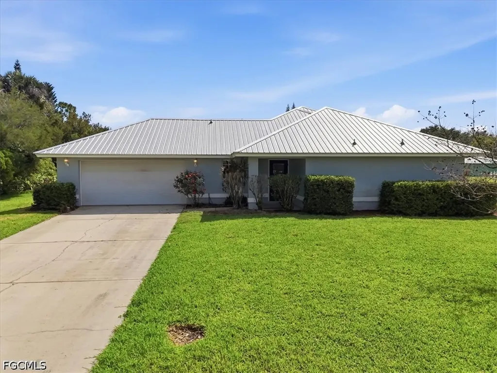 4530 Springview Circle Labelle FL 33935