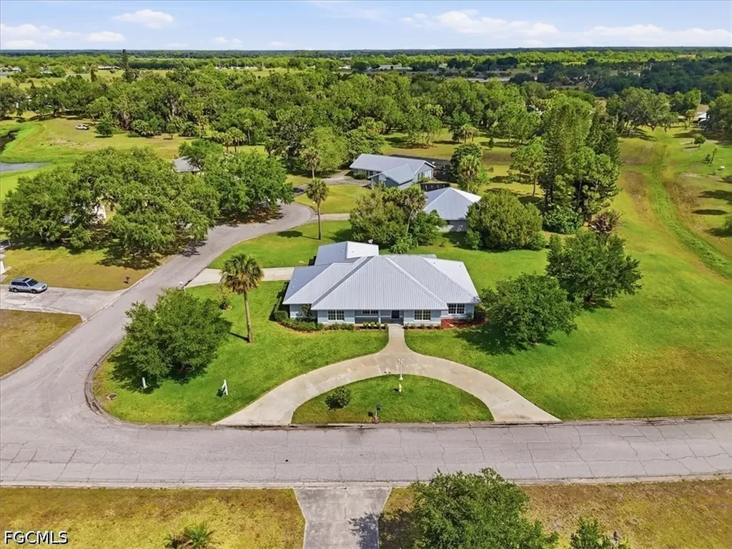 4530 Springview Circle Labelle FL 33935