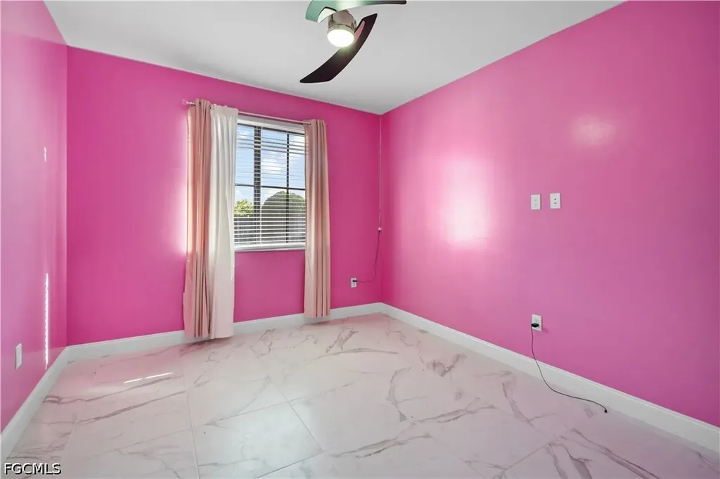 24 Crestwood Circle S Lehigh Acres FL 33936
