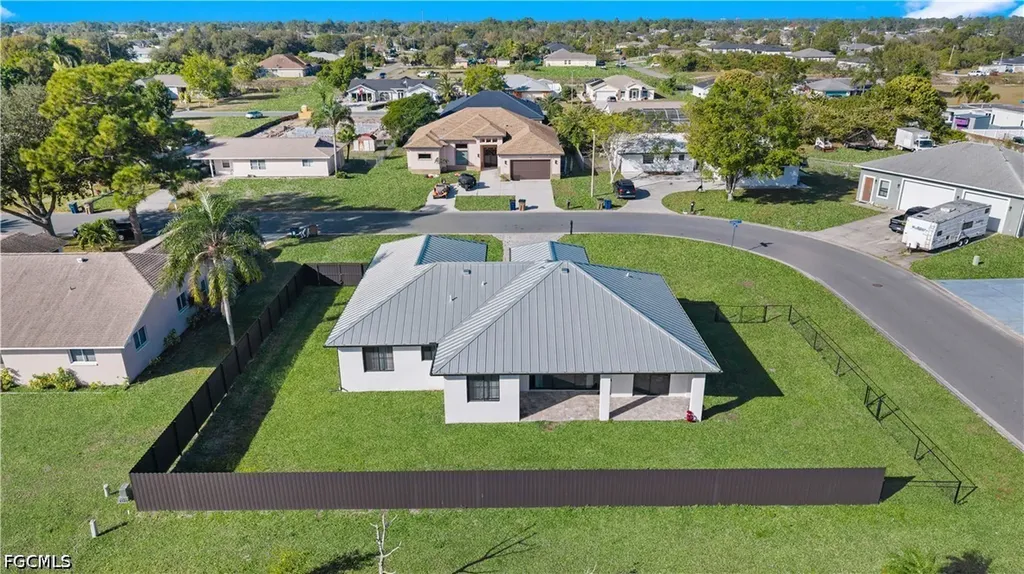 24 Crestwood Circle S Lehigh Acres FL 33936