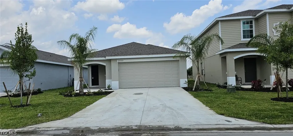 20190 Caroline Creek Place Lehigh Acres FL 33974