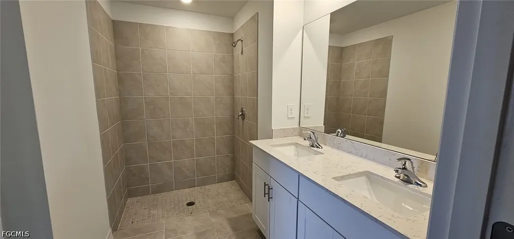 20190 Caroline Creek Place Lehigh Acres FL 33974