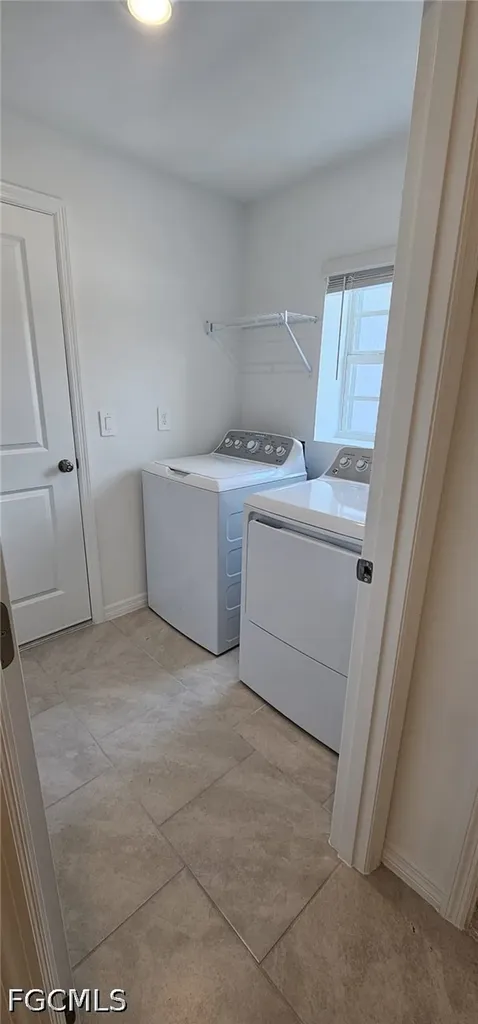 20190 Caroline Creek Place Lehigh Acres FL 33974