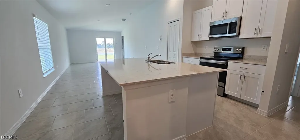 20190 Caroline Creek Place Lehigh Acres FL 33974