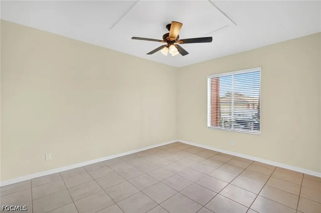 6401 Aragon Way Fort Myers FL 33966