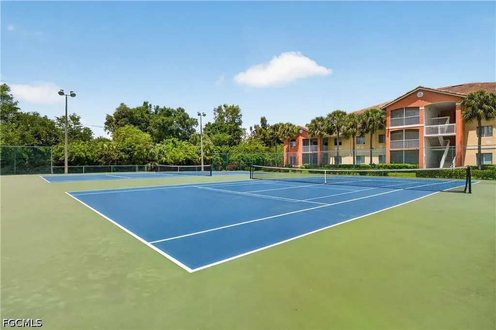 6401 Aragon Way Fort Myers FL 33966