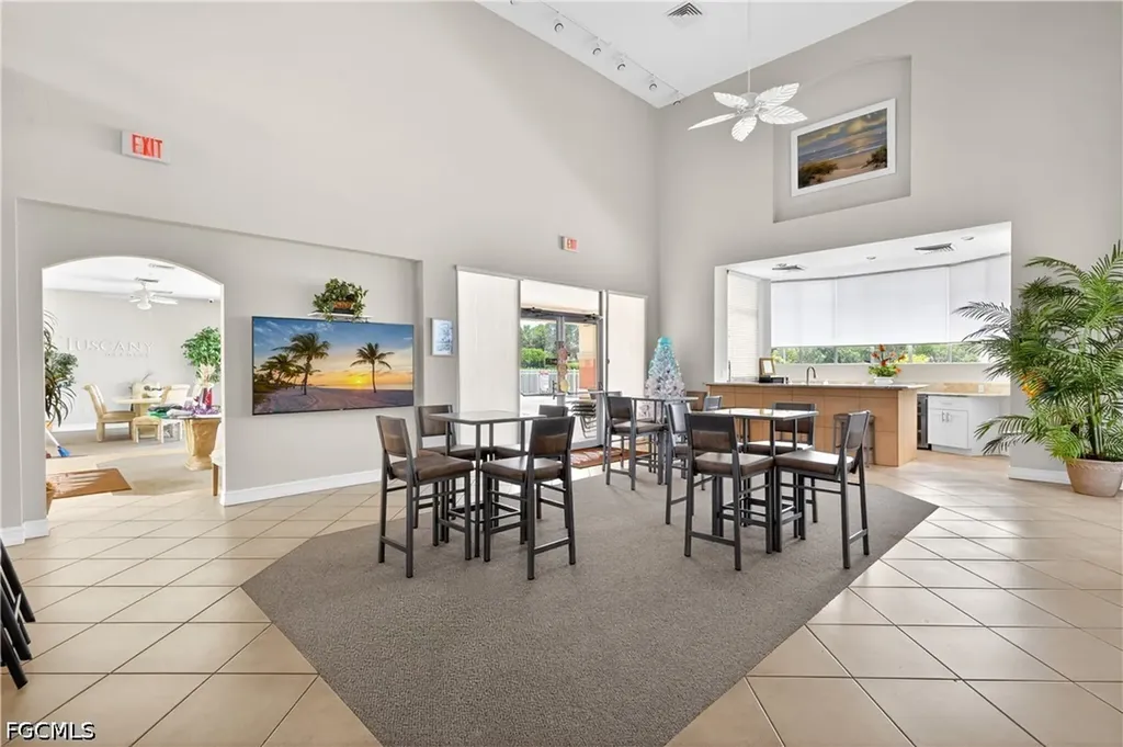 6401 Aragon Way Fort Myers FL 33966