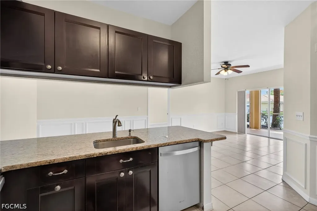 6401 Aragon Way Fort Myers FL 33966