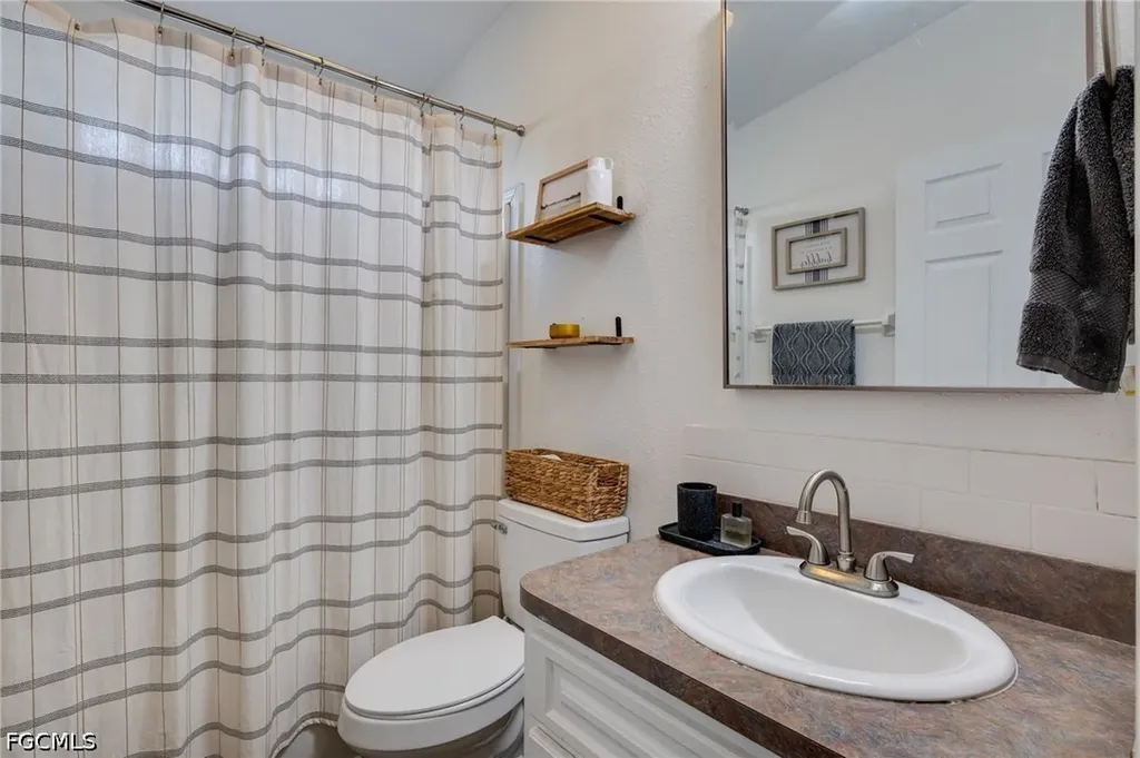 2040 S Montana Circle Labelle FL 33935