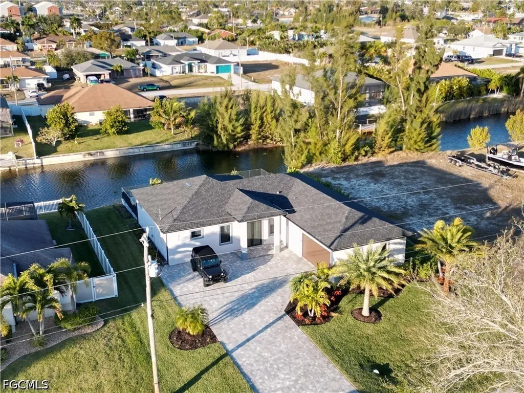 615 SW 22nd Terrace Cape Coral FL 33991