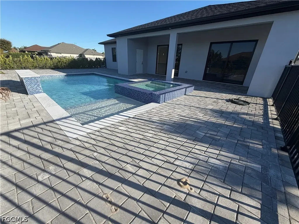 615 SW 22nd Terrace Cape Coral FL 33991