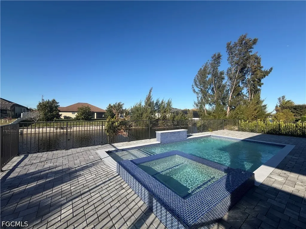 615 SW 22nd Terrace Cape Coral FL 33991