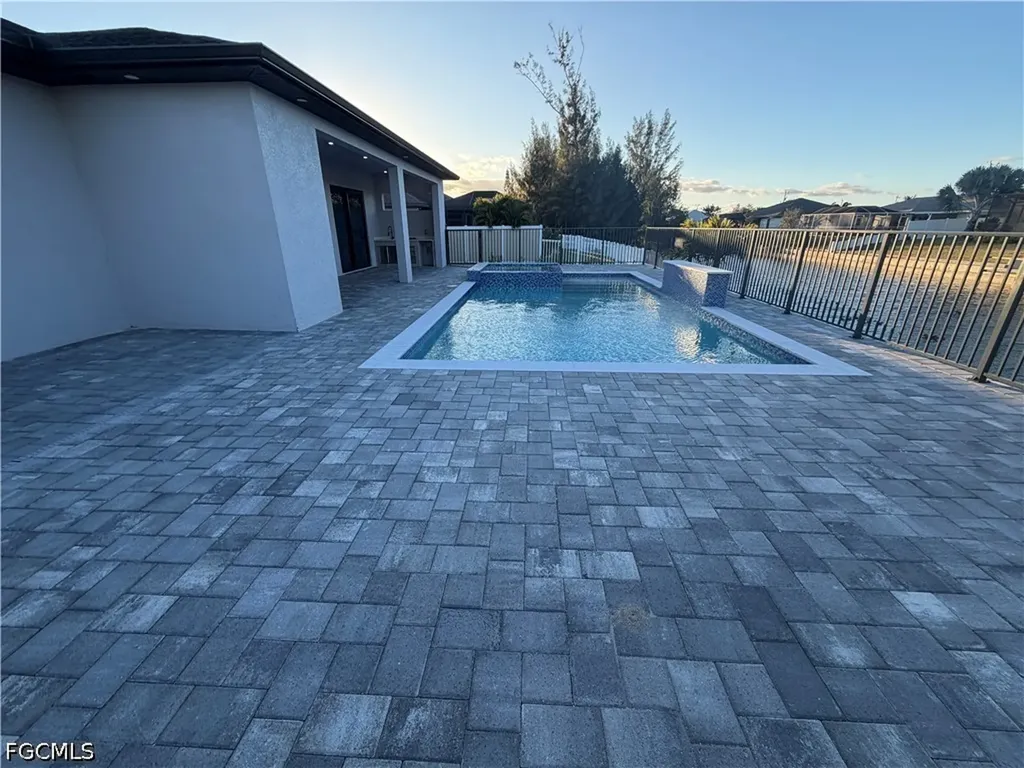 615 SW 22nd Terrace Cape Coral FL 33991