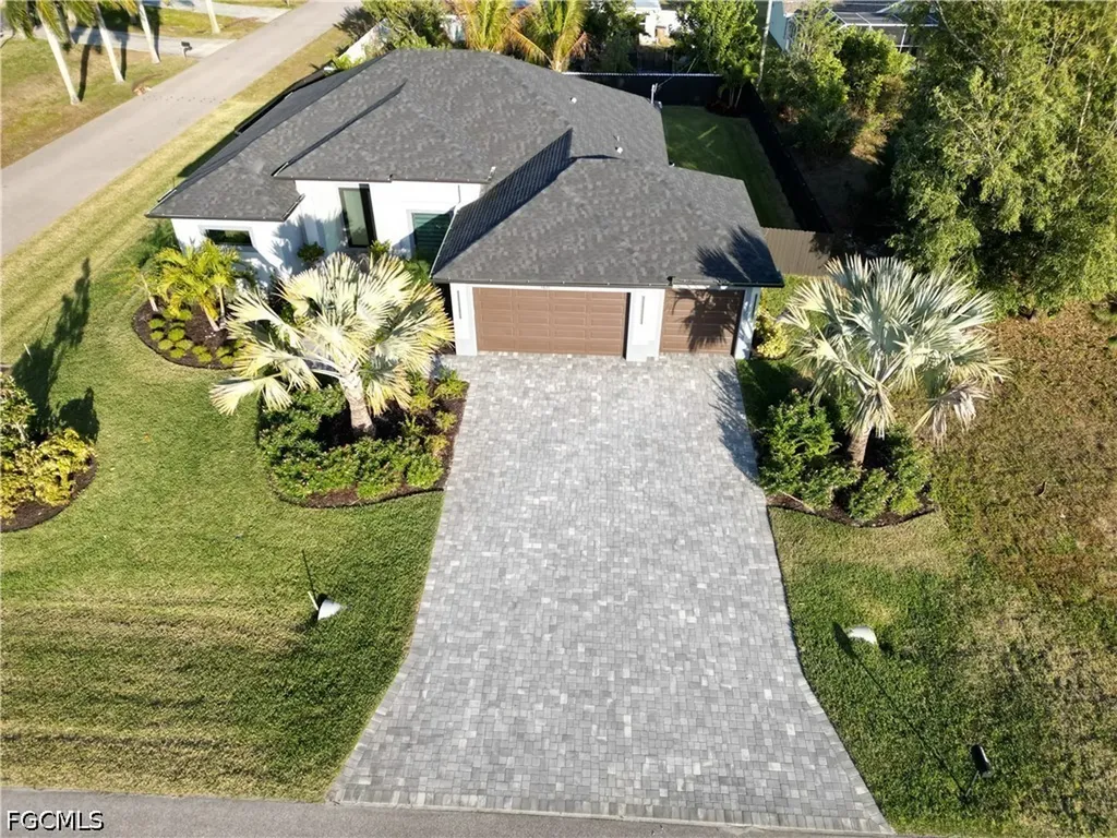 1621 SW 10th Place Cape Coral FL 33991