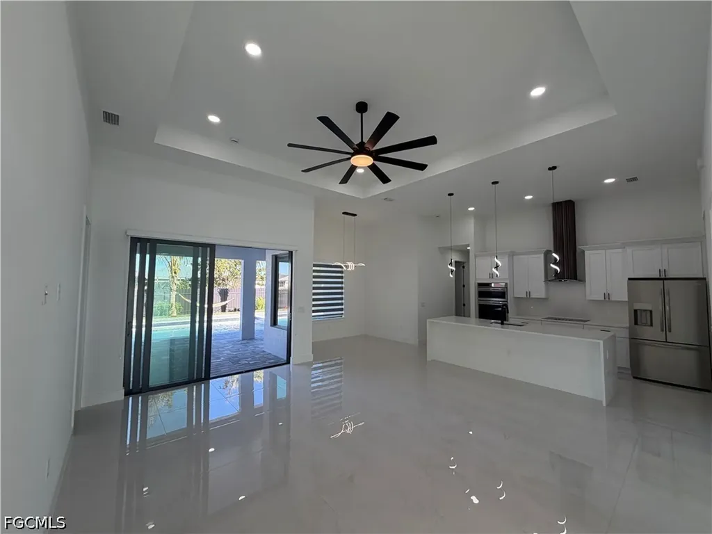 1621 SW 10th Place Cape Coral FL 33991