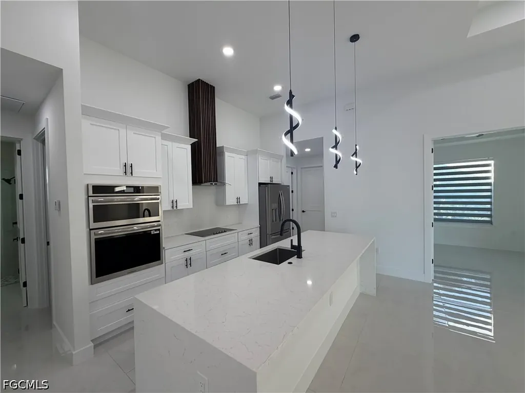 1621 SW 10th Place Cape Coral FL 33991