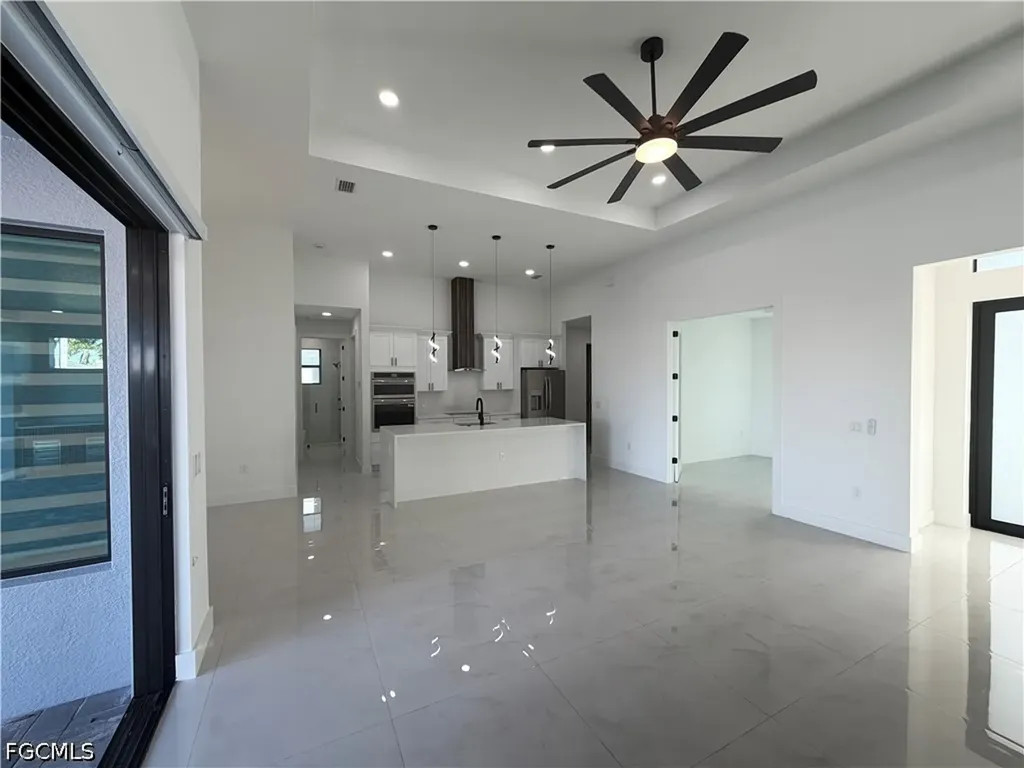 1621 SW 10th Place Cape Coral FL 33991