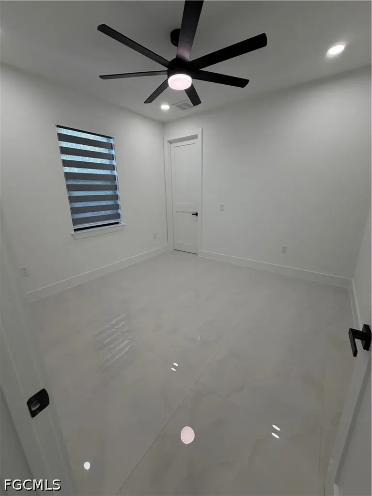 1621 SW 10th Place Cape Coral FL 33991