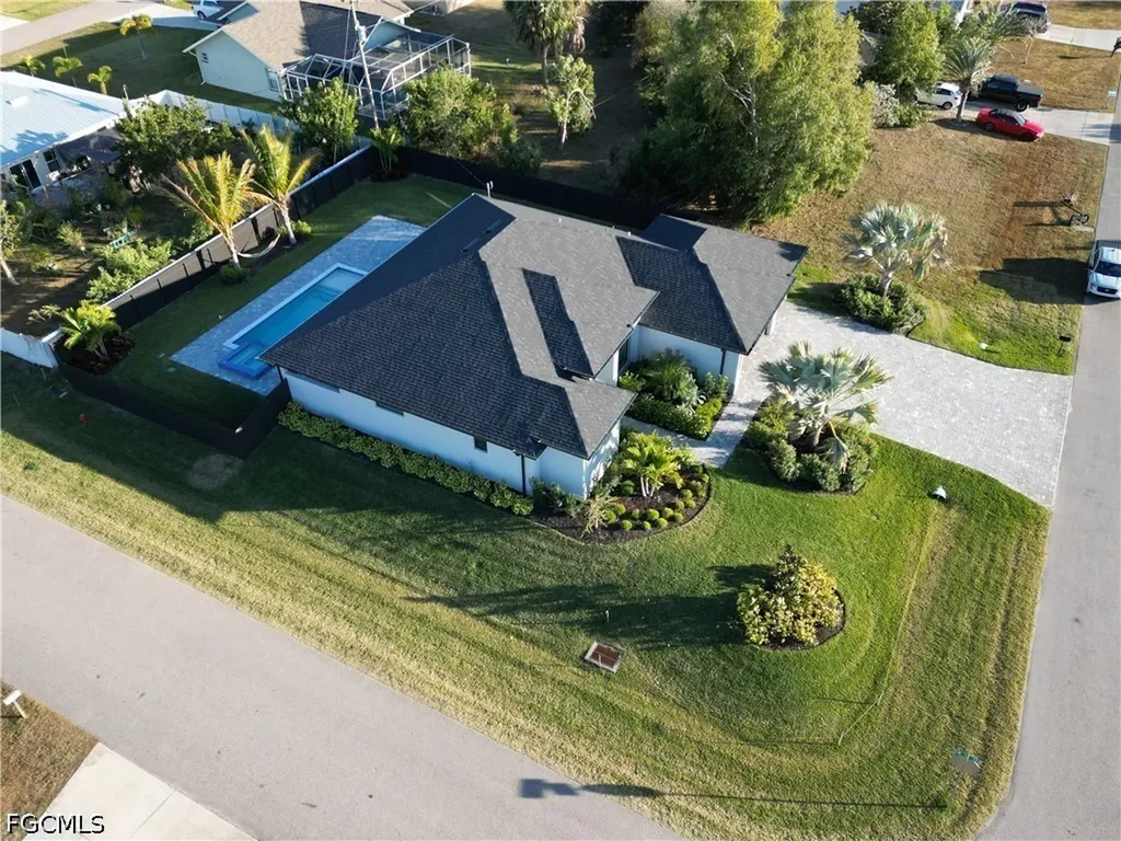 1621 SW 10th Place Cape Coral FL 33991