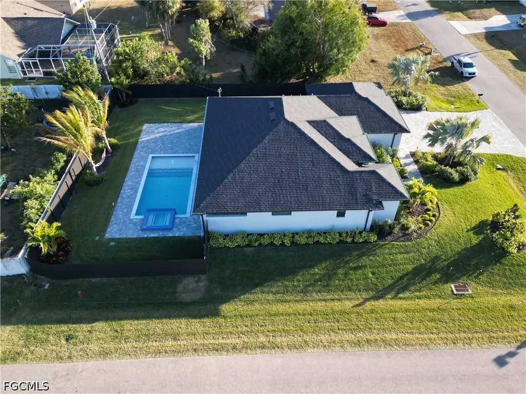 1621 SW 10th Place Cape Coral FL 33991