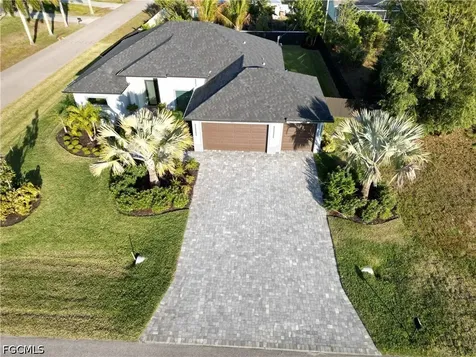 1621 SW 10th Place Cape Coral FL 33991