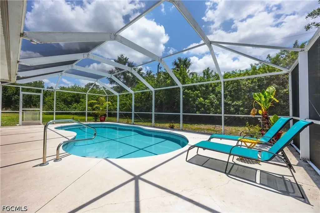 2682 Nature Pointe Loop Fort Myers FL 33905