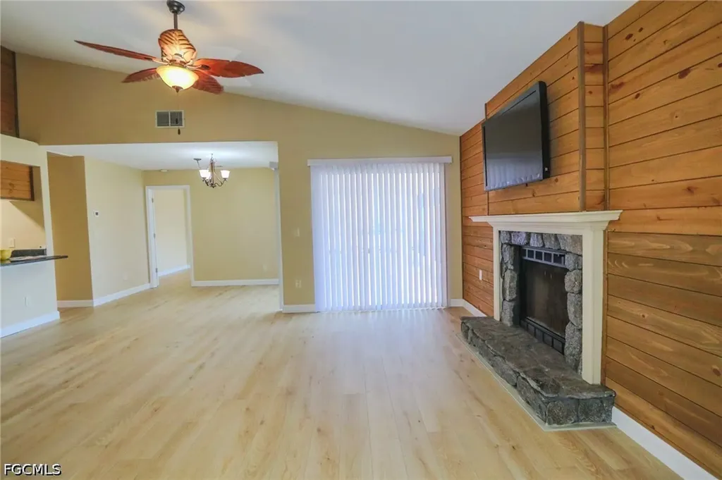 6250 Timberwood Circle Fort Myers FL 33908