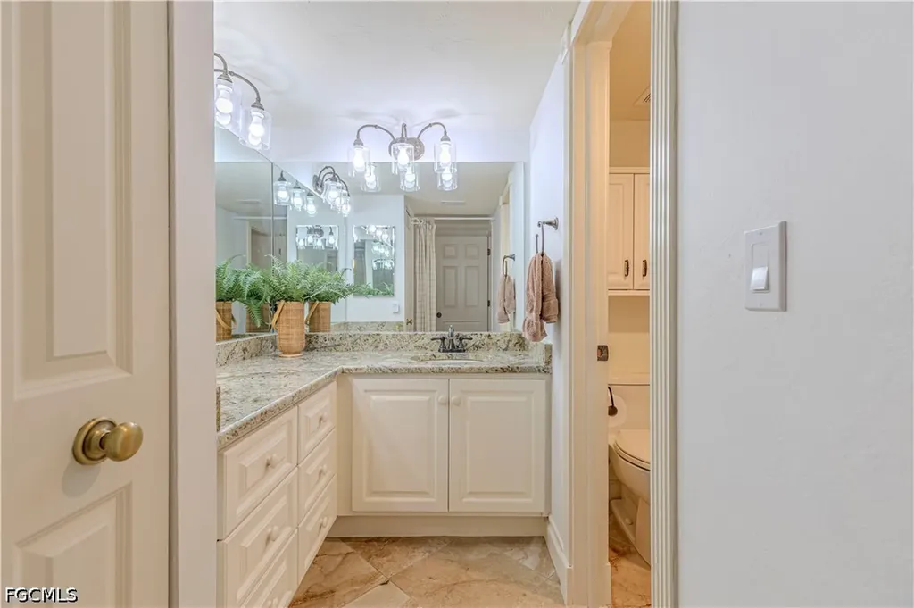 5950 Trailwinds Drive Fort Myers FL 33907