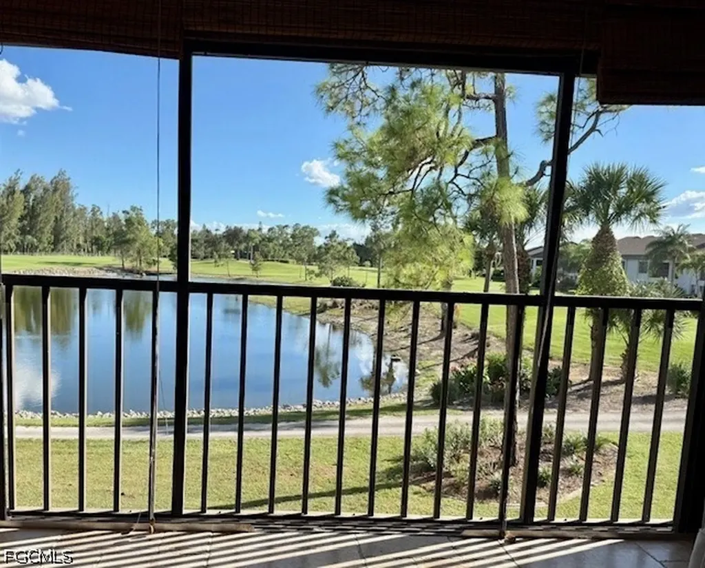 5950 Trailwinds Drive Fort Myers FL 33907