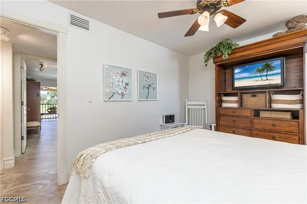 5950 Trailwinds Drive Fort Myers FL 33907