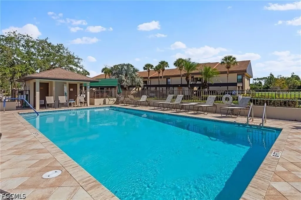 5950 Trailwinds Drive Fort Myers FL 33907