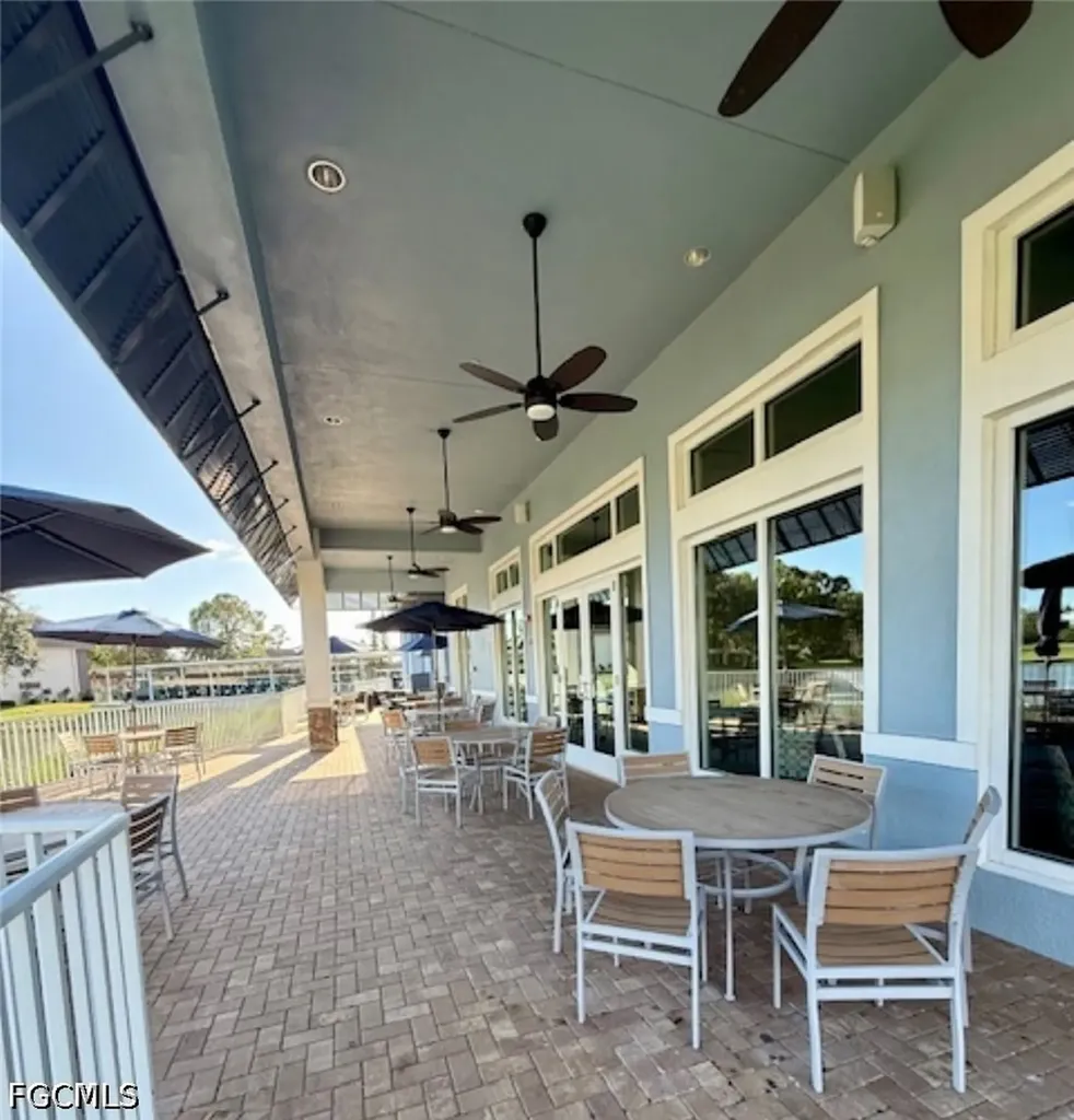 5950 Trailwinds Drive Fort Myers FL 33907
