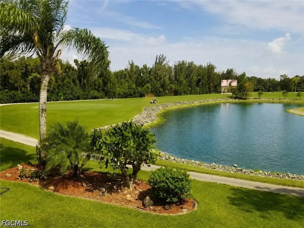 5950 Trailwinds Drive Fort Myers FL 33907