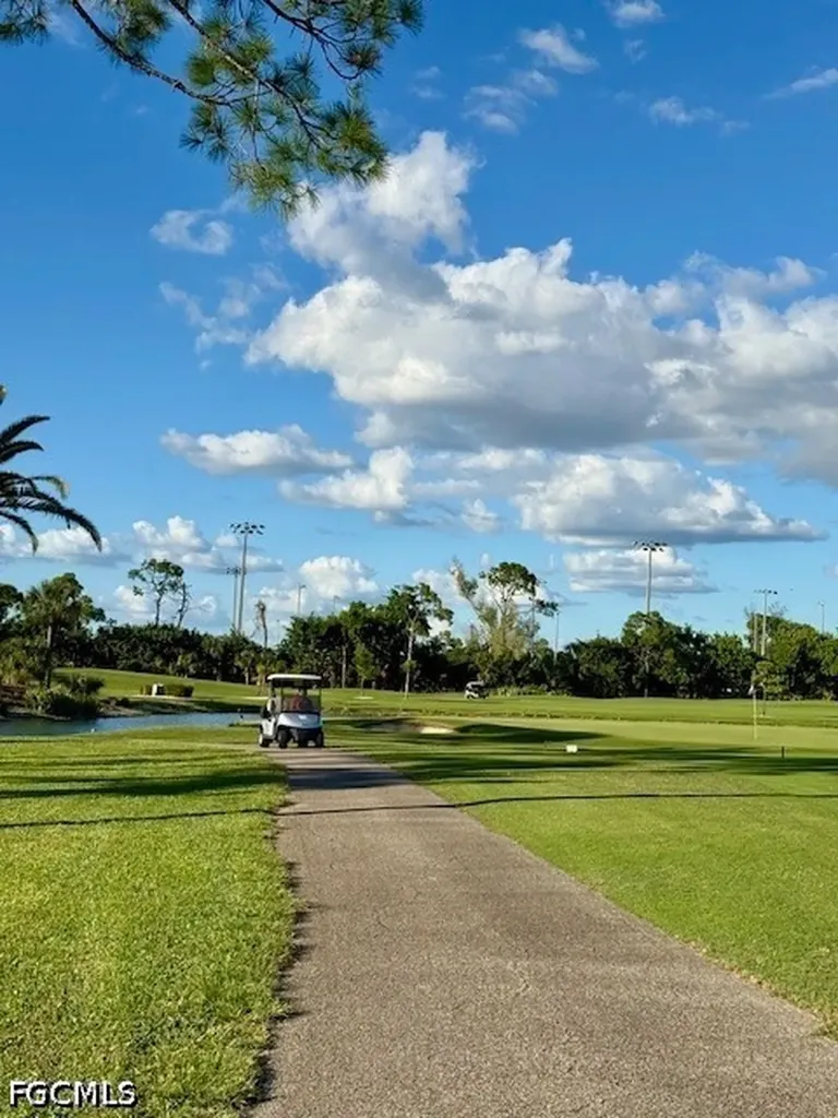 5950 Trailwinds Drive Fort Myers FL 33907