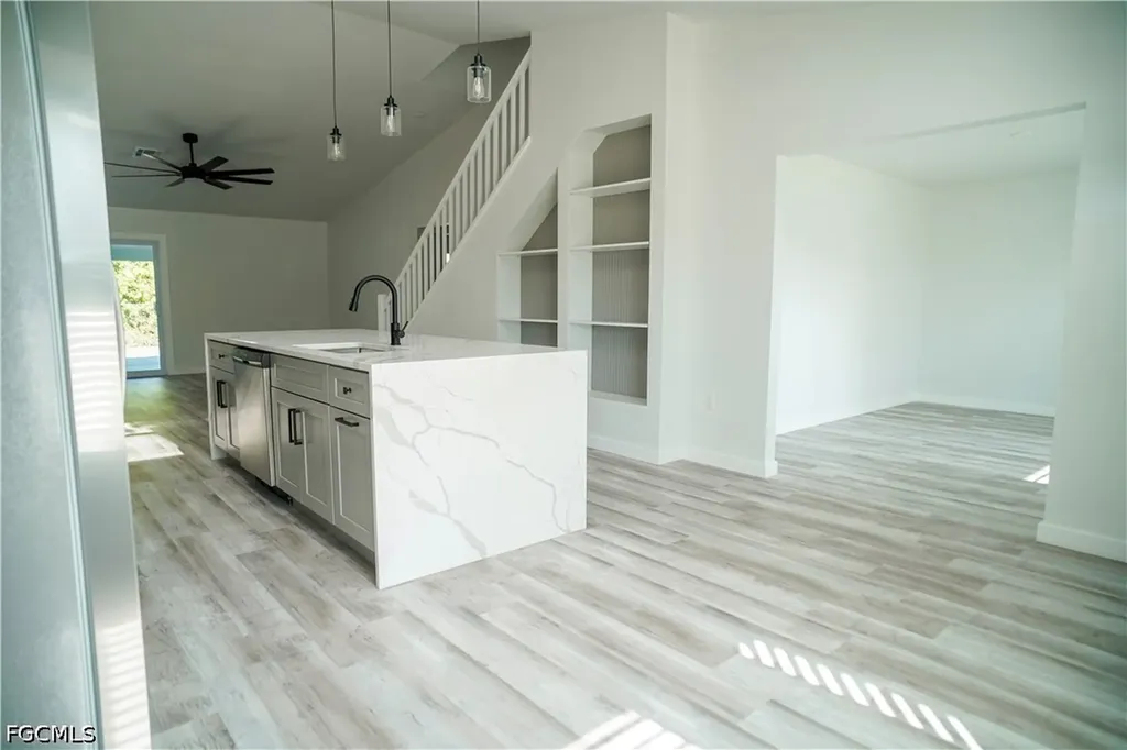 2801 Flora Avenue N Lehigh Acres FL 33971