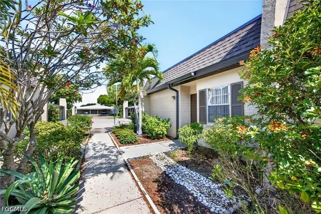 6300 S Pointe Boulevard Fort Myers FL 33919