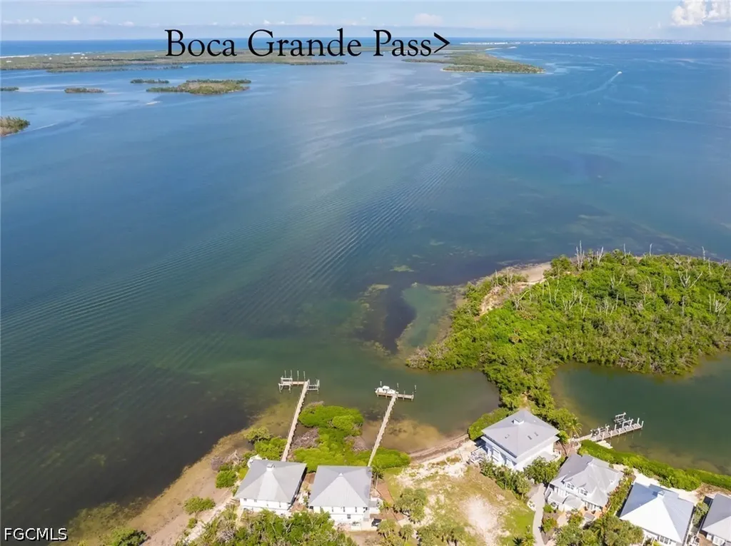 303 Useppa Useppa Island FL 33924